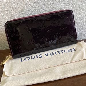 Louis Vuitton Zippy Wallet, dust bag and box